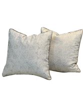 Hexagonal Silver Linen