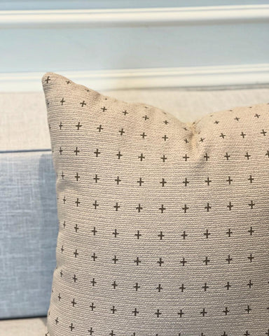 Plus Dot Brown