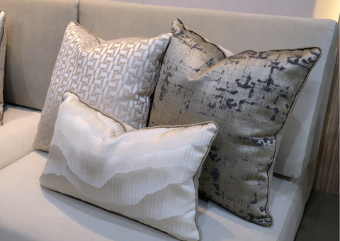 BUNDLE O ( 3 pcs Cushions + Inserts )